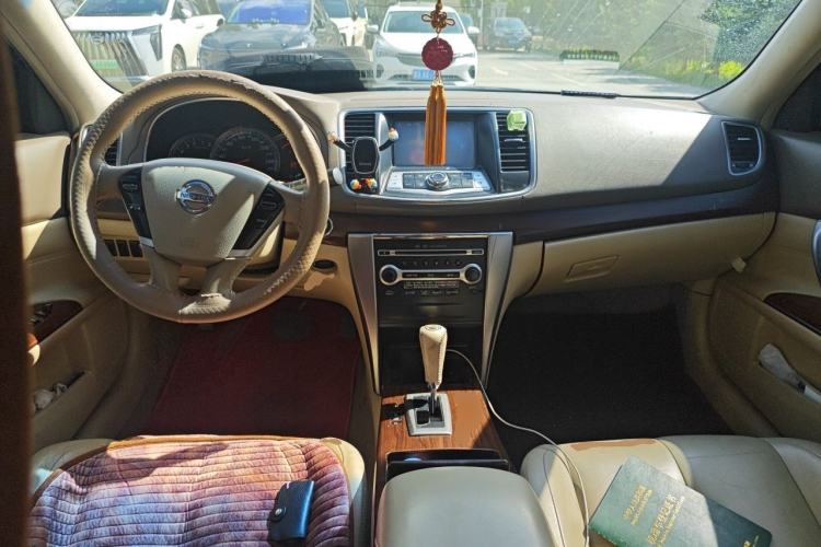 Used Nissan Teana 2008 2.5L XL Theater Edition Center Console