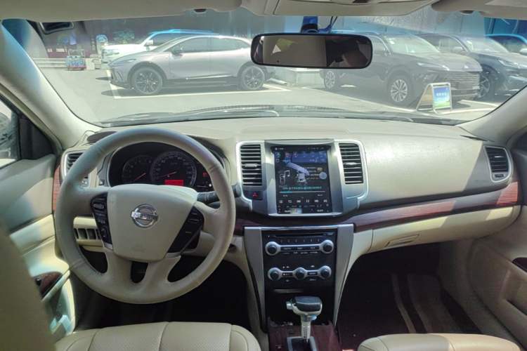 Used Nissan Teana 2008 Duke 2.5L XV Luxury Edition Center Console