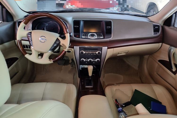 Used Nissan Teana 2008 Duke 2.5L XV Luxury Edition Center Console