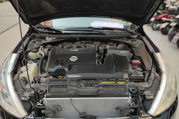 Used Nissan Teana 2008 Duke 2.5L XV Luxury Edition Engine Bay