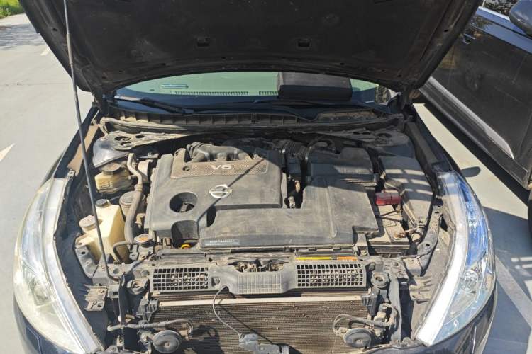Used Nissan Teana 2008 2.5L XL Theater Edition Engine Bay