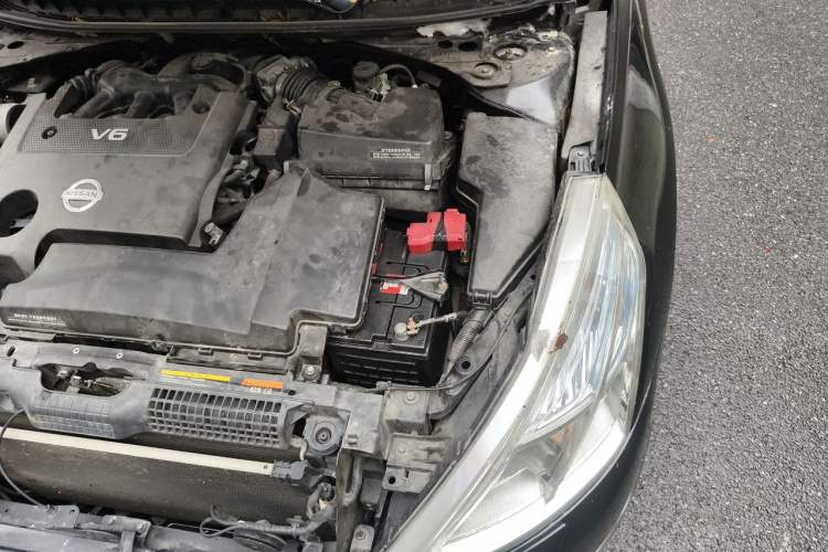 Used Nissan Teana 2008 Duke 2.5L XV Luxury Edition Engine Bay Left
