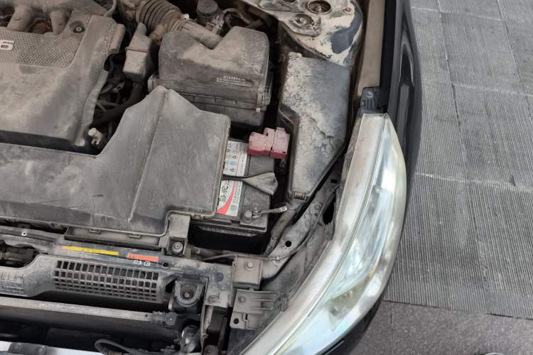 Used Nissan Teana 2008 Duke 2.5L XV Luxury Edition Engine Bay Left