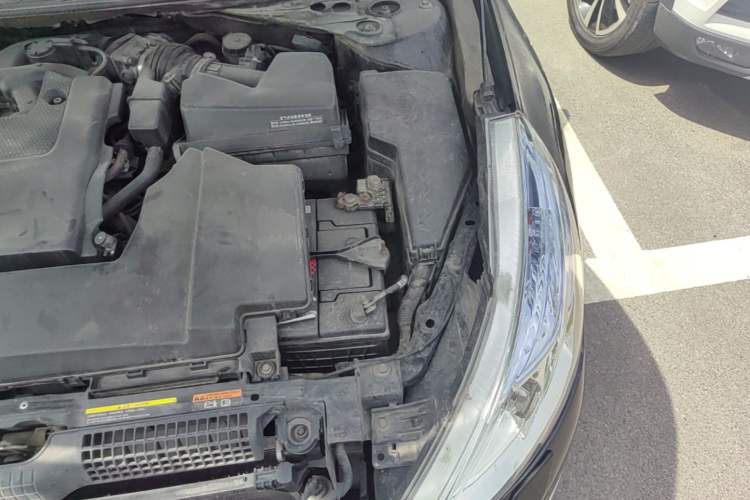 Used Nissan Teana 2008 Duke 2.5L XV Luxury Edition Engine Bay Left