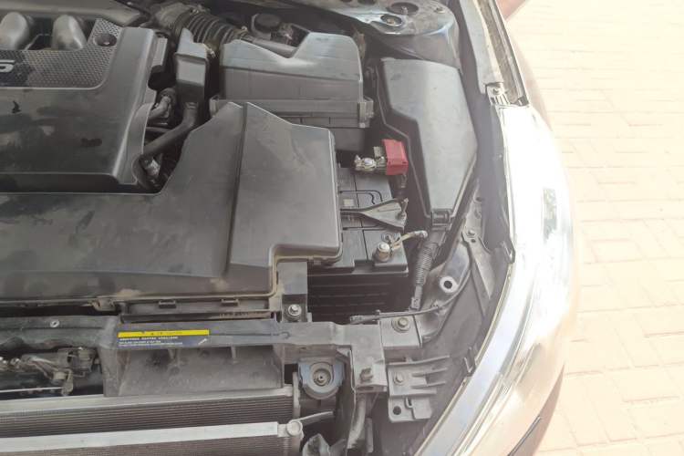Used Nissan Teana 2008 Duke 3.5L XV VIP Ultimate Edition Engine Bay Left