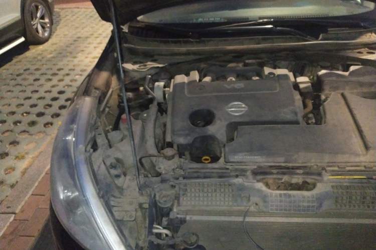Used Nissan Teana 2008 Duke 2.5L XV Luxury Edition Engine Bay Right