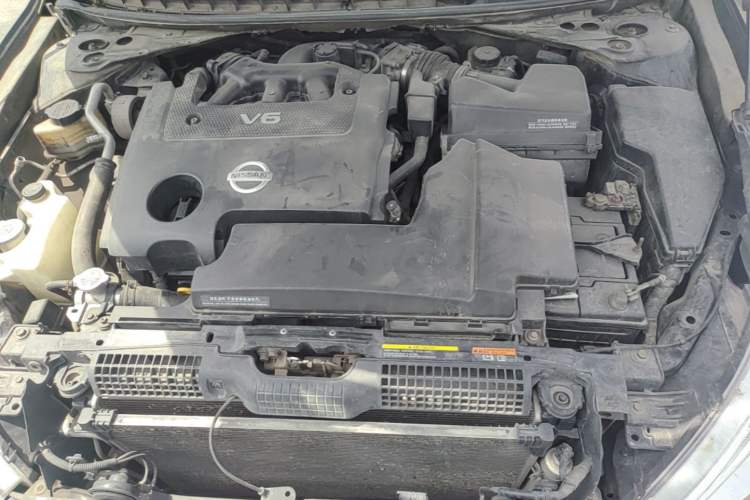Used Nissan Teana 2008 Duke 2.5L XV Luxury Edition Engine Bay