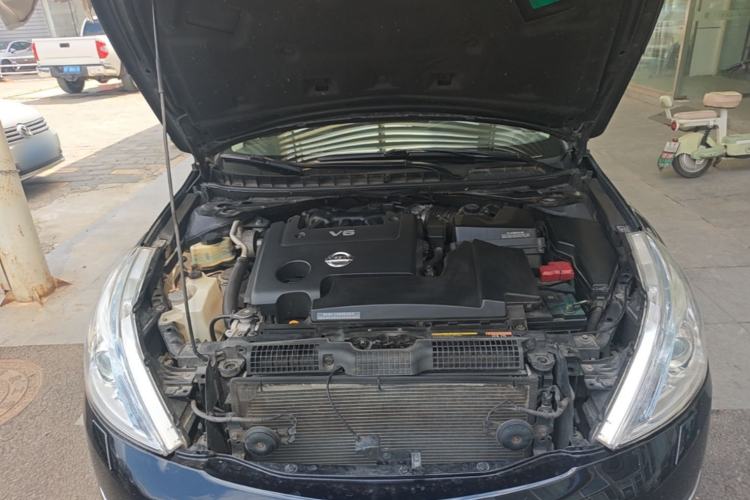 Used Nissan Teana 2008 2.5L RX Cool Edition Engine Bay