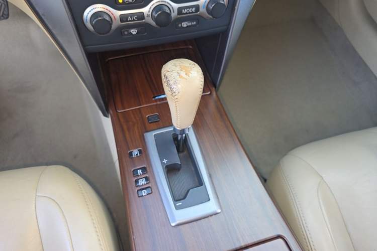 Used Nissan Teana 2008 Duke 2.5L XV Luxury Edition Gear Lever