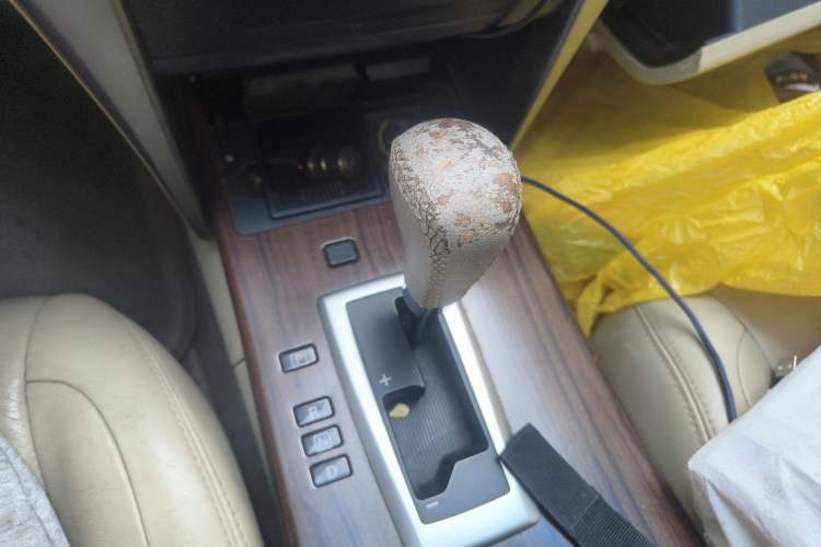 Used Nissan Teana 2008 2.5L XL Leading Edition Gear Lever