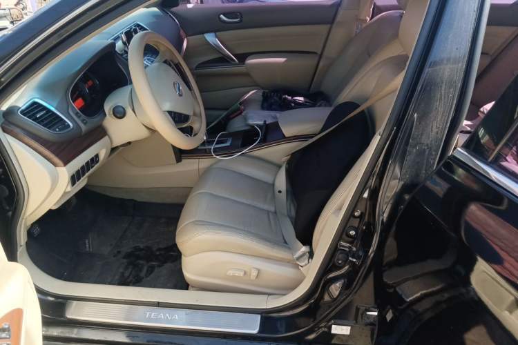 Used Nissan Teana 2008 Duke 2.5L XV Luxury Edition Left Front Seat