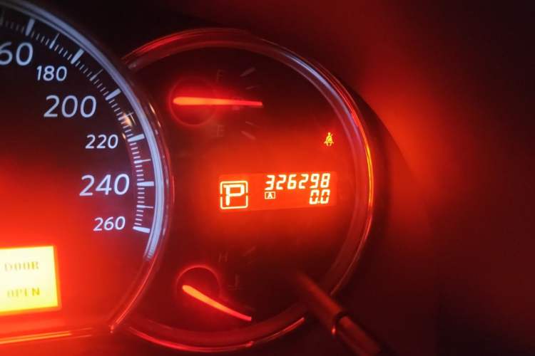Used Nissan Teana 2008 Duke 2.5L XV Luxury Edition Odometer Close Up