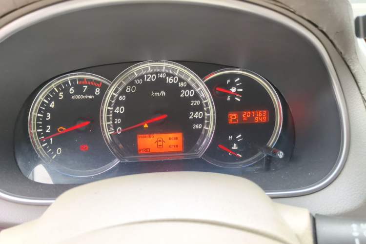 Used Nissan Teana 2008 2.5L XL Leading Edition Odometer Close Up