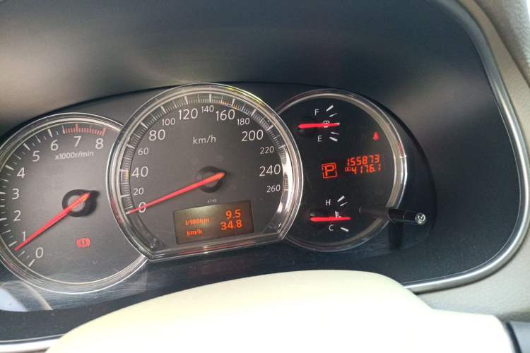 Used Nissan Teana 2008 2.5L XL Leading Edition Odometer Close Up