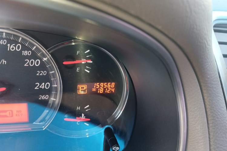 Used Nissan Teana 2008 Duke 2.5L XV Luxury Edition Odometer Close Up