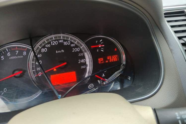 Used Nissan Teana 2008 2.0L XL Comfort Edition Odometer Close Up