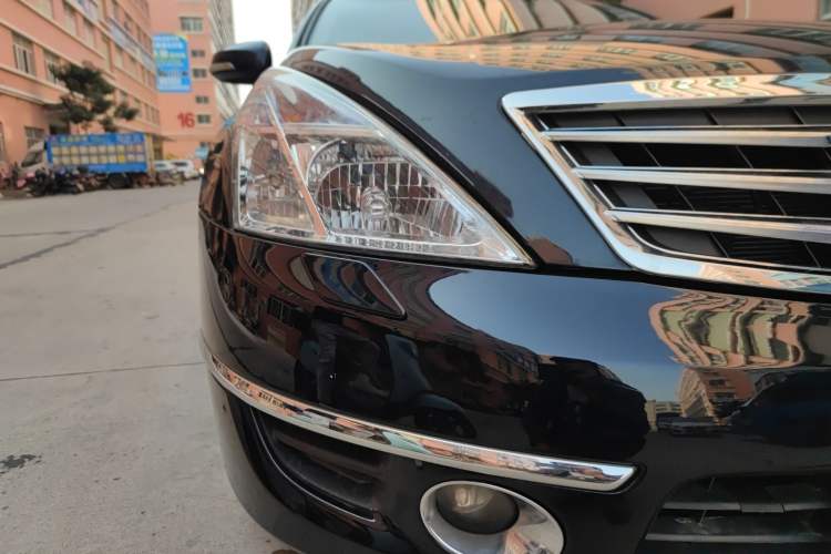 Used Nissan Teana 2008 Duke 2.5L XV Luxury Edition Right Front Headlight