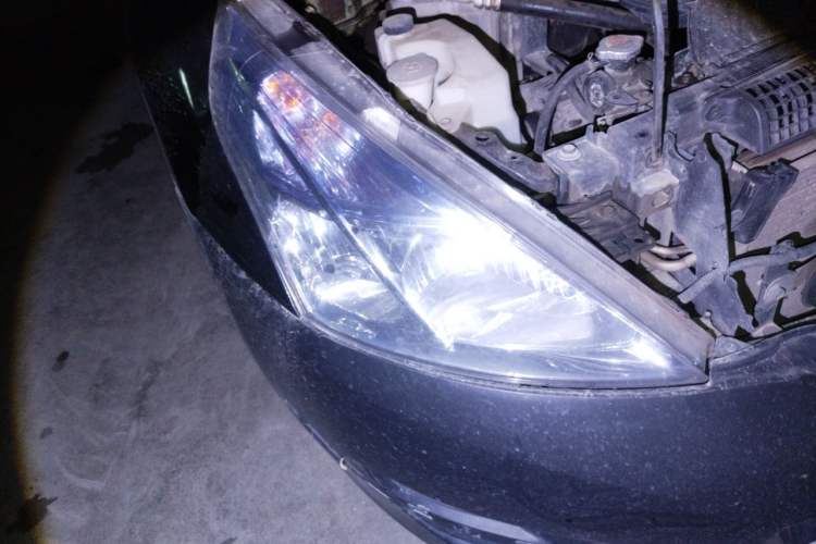 Used Nissan Teana 2008 2.0L XL Comfort Edition Right Front Headlight