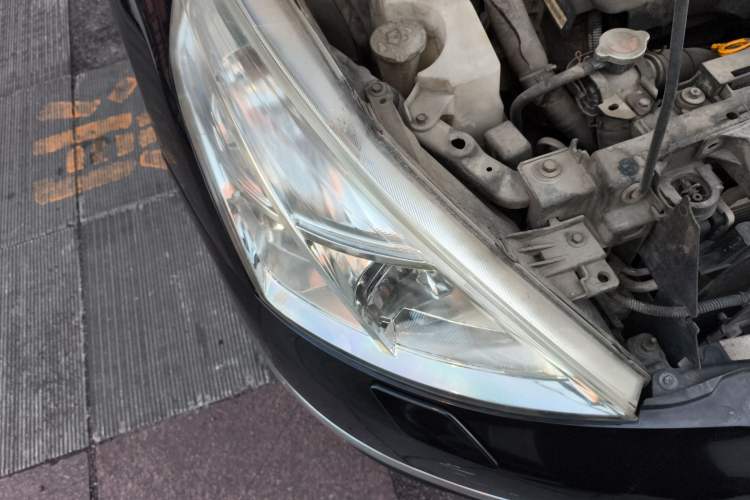 Used Nissan Teana 2008 Duke 2.5L XV Luxury Edition Right Front Headlight