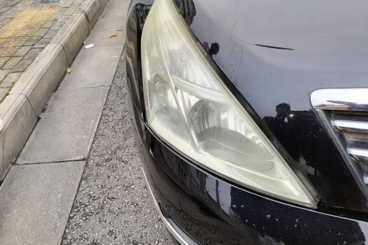 Used Nissan Teana 2008 2.0L XL Comfort Edition Right Front Headlight
