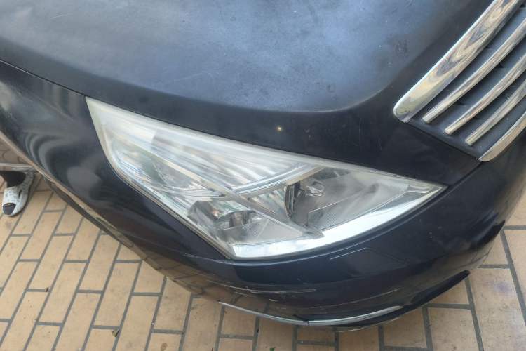 Used Nissan Teana 2008 2.5L XL Leading Edition Right Front Headlight