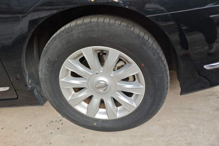 Used Nissan Teana 2008 2.0L XL Comfort Edition Right Front Wheel Hub