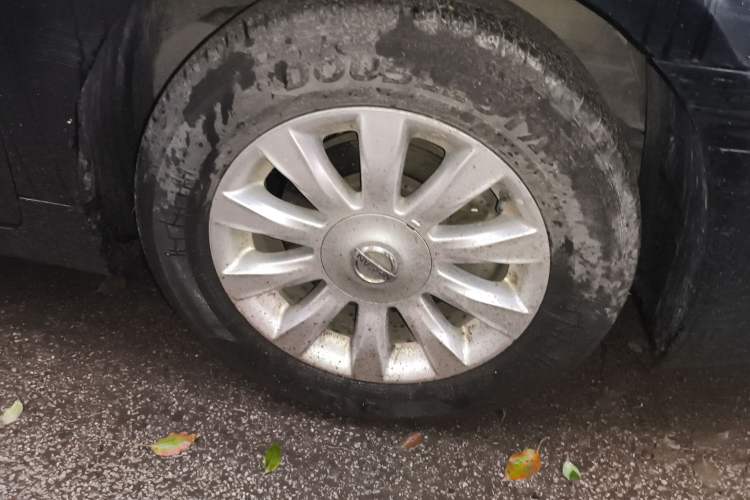 Used Nissan Teana 2008 2.0L XL Comfort Edition Right Front Wheel Hub