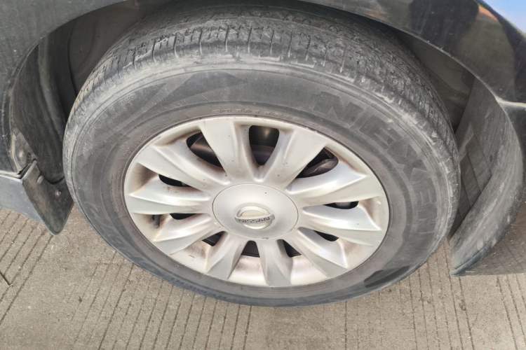 Used Nissan Teana 2008 2.0L XL Comfort Edition Right Front Wheel Hub