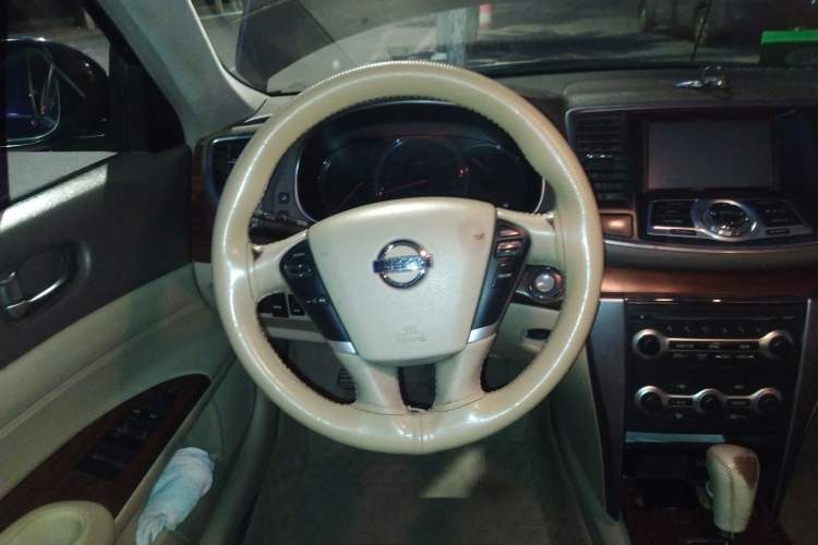 Used Nissan Teana 2008 Duke 2.5L XV Luxury Edition Steering Wheel