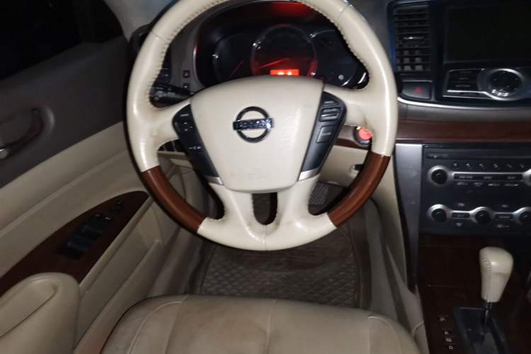 Used Nissan Teana 2008 Duke 2.5L XV Luxury Edition Steering Wheel