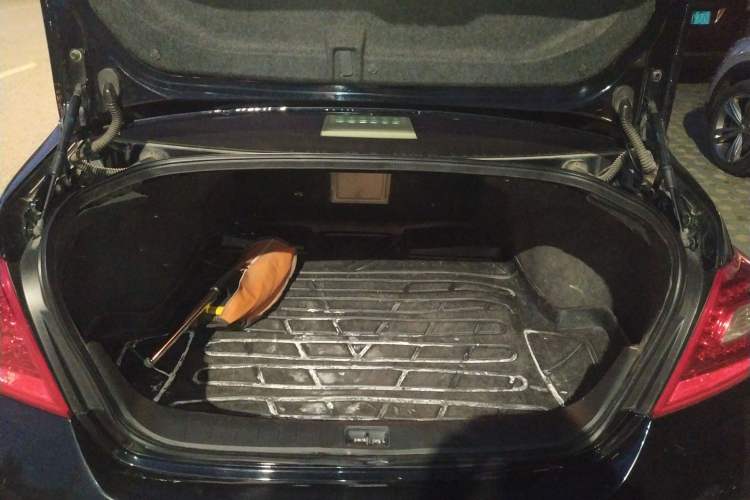 Used Nissan Teana 2008 Duke 2.5L XV Luxury Edition Trunk