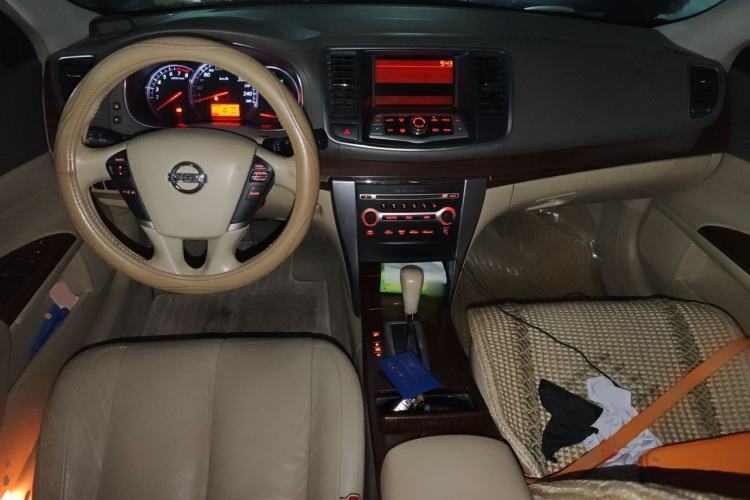 Used Nissan Teana 2008 2.5L XL Leading Edition Center Console