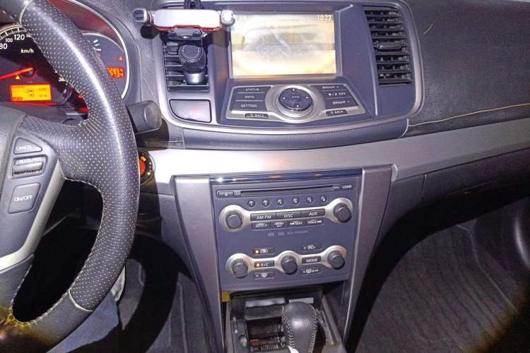 Used Nissan Teana 2008 2.5L RX Cool Edition Audio And AC Panel