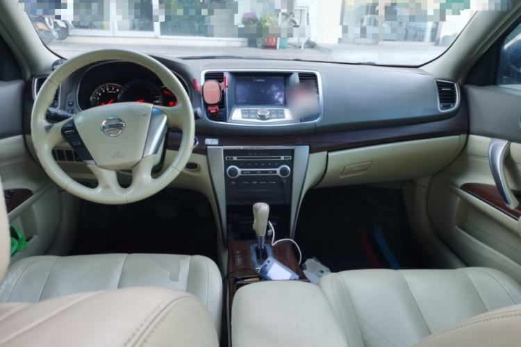 Used Nissan Teana 2008 2.0L XL Comfort Edition Center Console