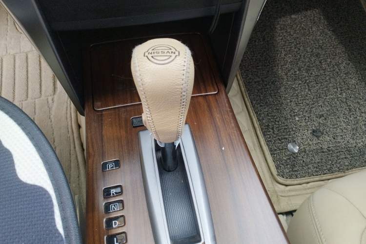 Used Nissan Teana 2008 2.0L XL Comfort Edition Gear Lever