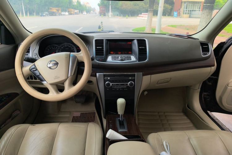 Used Nissan Teana 2008 2.0L XL Comfort Edition Center Console