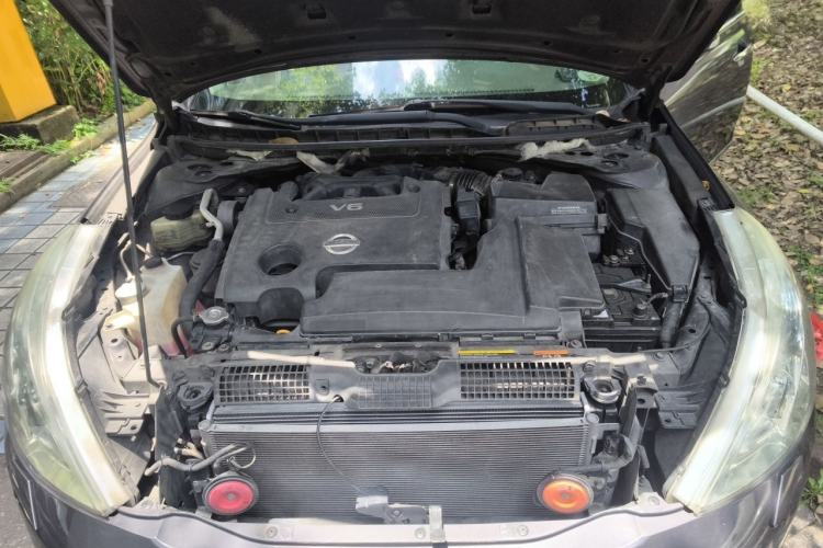 Used Nissan Teana 2008 2.5L XL Leading Edition Engine Bay