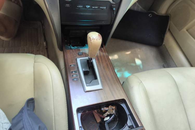Used Nissan Teana 2008 2.5L XL Leading Edition Gear Lever
