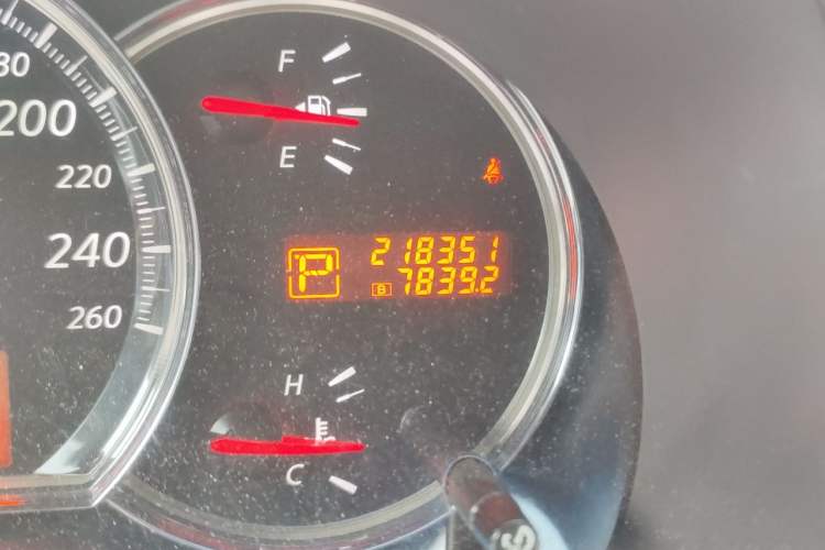 Used Nissan Teana 2008 2.0L XL Comfort Edition Odometer Close Up