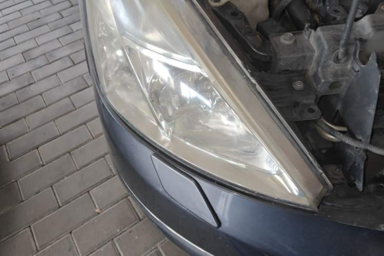 Used Nissan Teana 2008 Duke 2.5L XV Luxury Edition Right Front Headlight