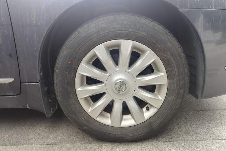 Used Nissan Teana 2008 2.0L XL Comfort Edition Right Front Wheel Hub