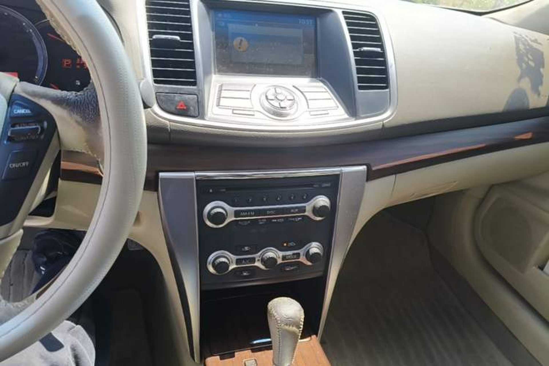 Used Nissan Teana 2008 Duke 2.5L XV Luxury Edition Audio And AC Panel