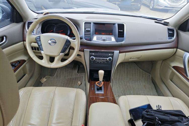Used Nissan Teana 2008 2.5L XL Leading Edition Center Console
