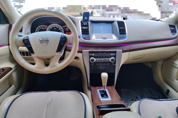 Used Nissan Teana 2008 2.5L XL Theater Edition Center Console