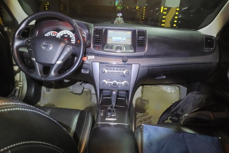 Used Nissan Teana 2008 2.5L RX Cool Edition Center Console