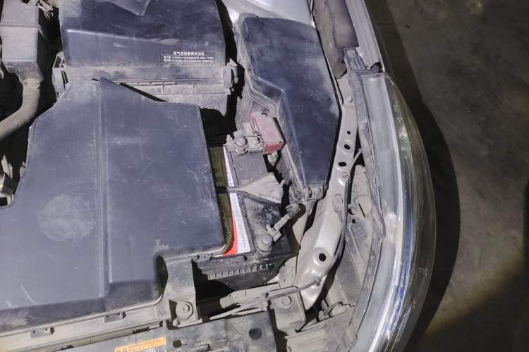 Used Nissan Teana 2008 2.5L RX Cool Edition Engine Bay Left