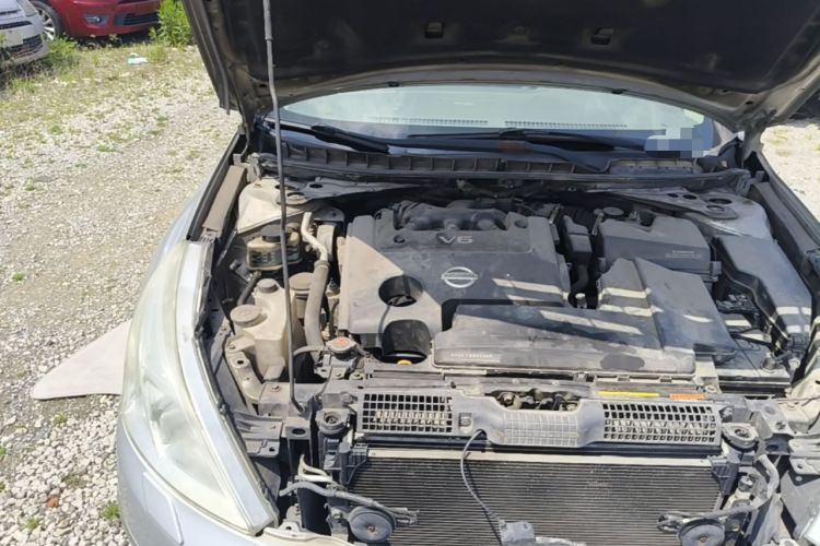 Used Nissan Teana 2008 Duke 2.5L XV Luxury Edition Engine Bay Right