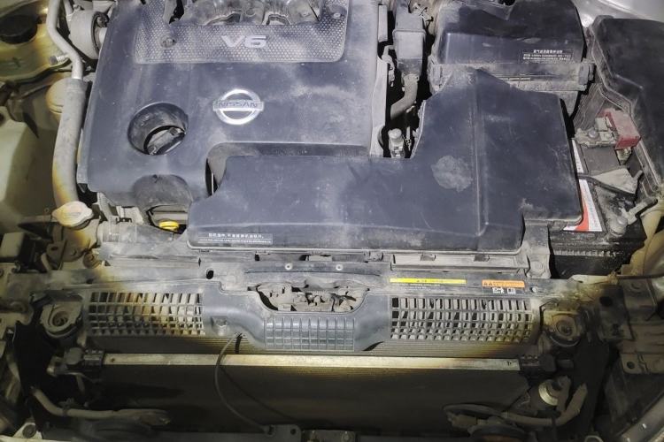 Used Nissan Teana 2008 2.5L RX Cool Edition Engine Bay