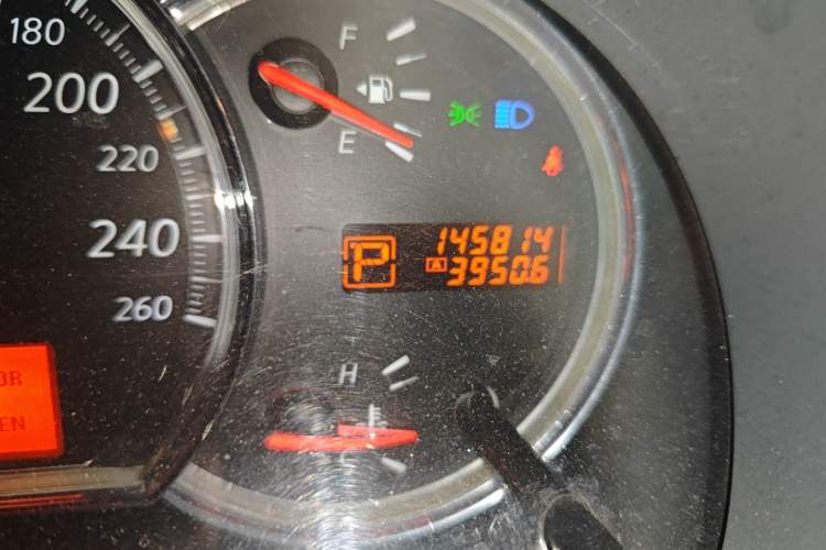 Used Nissan Teana 2008 2.5L XL Leading Edition Odometer Close Up