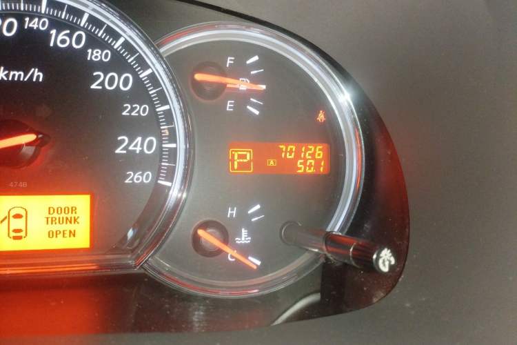 Used Nissan Teana 2008 2.5L XL Leading Edition Odometer Close Up